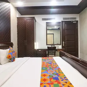 3* Hotel Lavish By Qotel Rajouri Garden