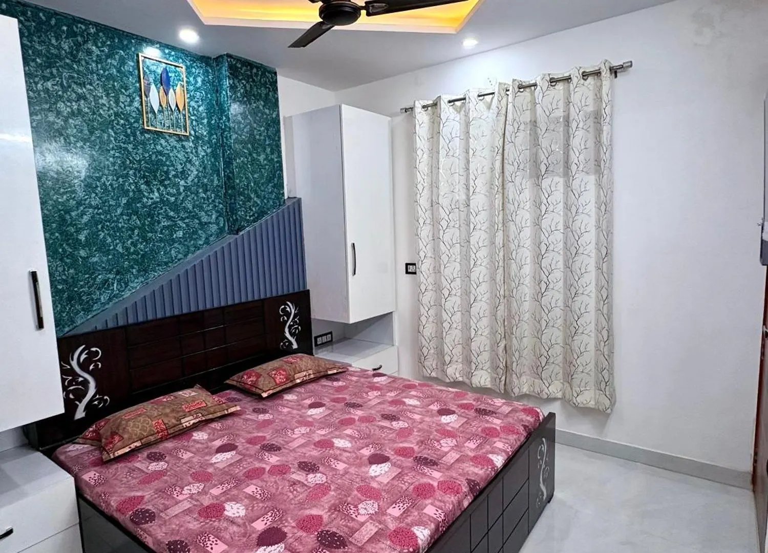 Luxury 1 Bhk Flat In New Delhi Apartment